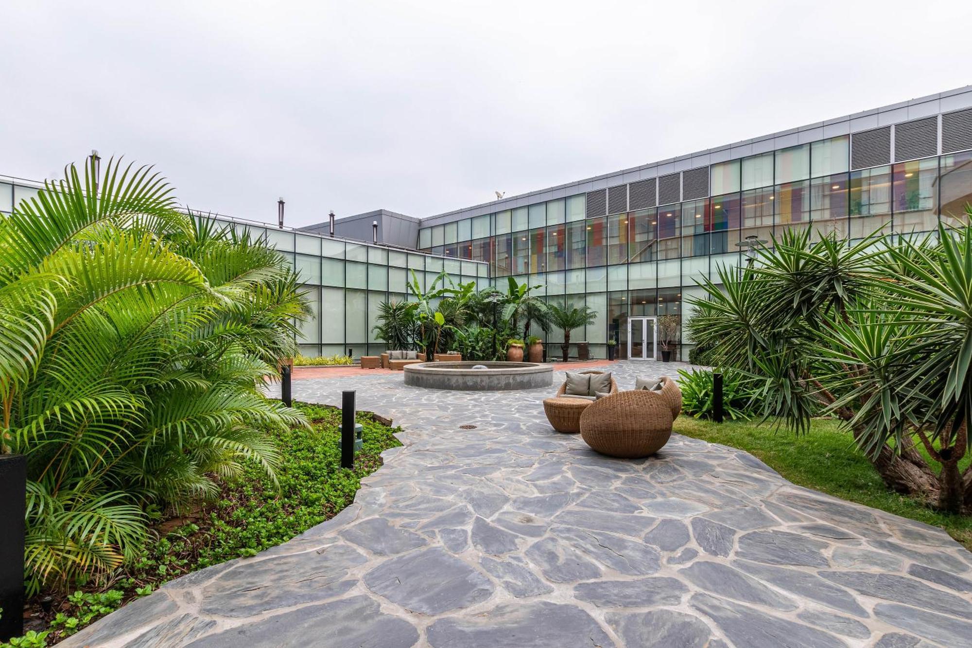 Hotel De Convencoes De Talatona, Hcta ルアンダ エクステリア 写真